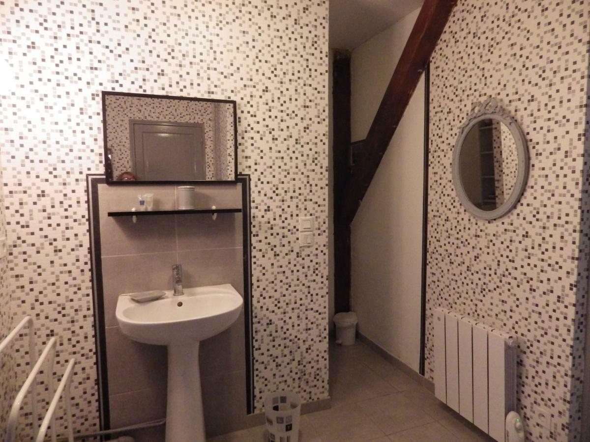 Gite 32 Rue Du Huit Mai Freneuse  Eksteriør billede
